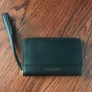 Marc Jacobs Zipper Wallet/Clutch